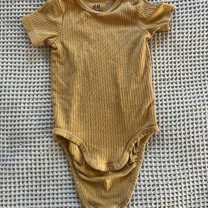 H&M onesie 6-9Mo yellow ribbed